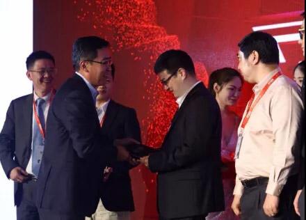 CVCapital Sillicon Valley team director Yang Bin awarding Mr. Luan